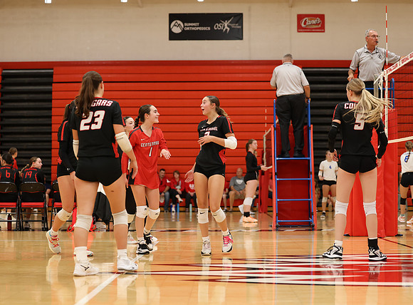 Centennial vs Cambridge-Isanti Girls JV Volleyball 59