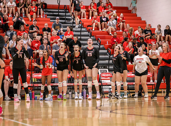 Centennial vs Mounds View Girls Varsity Volleyball 130