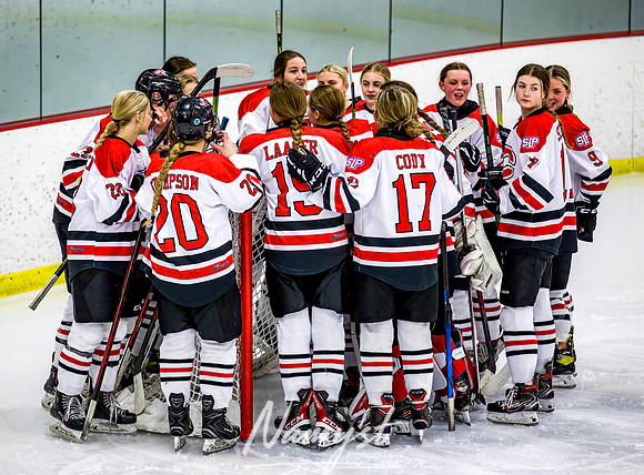 Centennial vs Osseo-Park Center Varsity Hockey 046