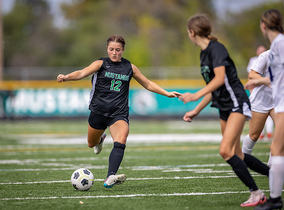Mounds View vs Blaine Varsity Soccer 195