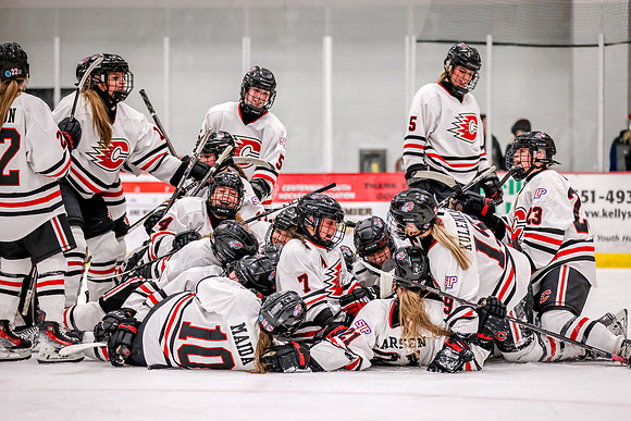 Centennial vs Maple Grove Varsity Hockey 398
