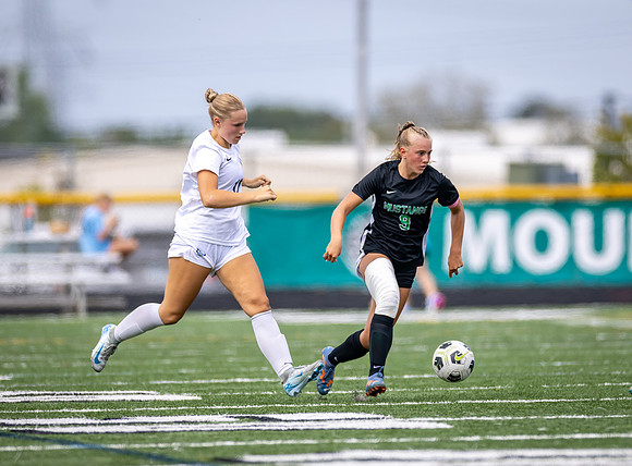 Mounds View vs Blaine Varsity Soccer 177