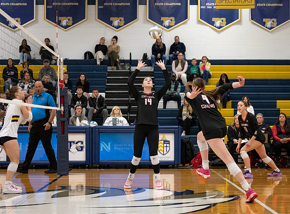 Centennial vs Totino-Grace Girls Varsity Volleyball 117