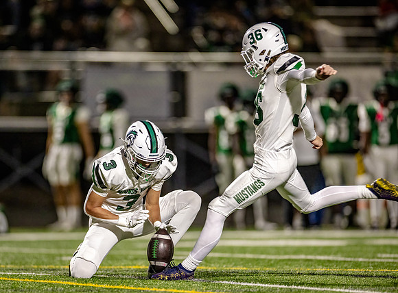 Mounds View vs Park Football 86