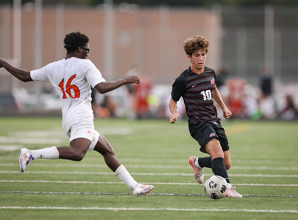 Centennial vs Osseo Varsity Soccer 184
