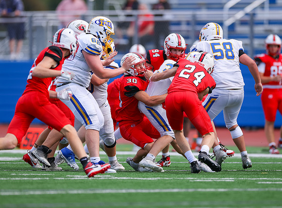 Centennial vs STMA JV Football 294