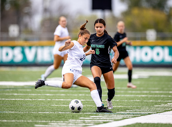 Mounds View vs Blaine Varsity Soccer 265