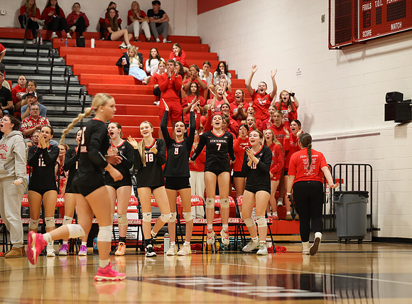 Centennial vs Blaine Girls Varsity Volleyball 212