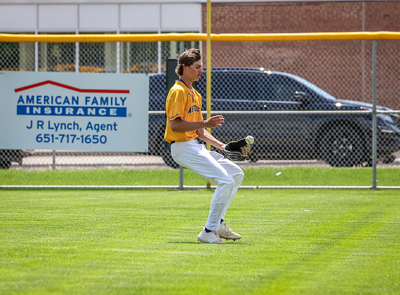 Centennial vs Mahtomedi Baseball 422