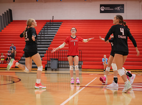 Centennial vs Osseo Girls Varsity Volleyball 107