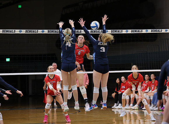 Centennial vs Blaine Girls Varsity Volleyball 155