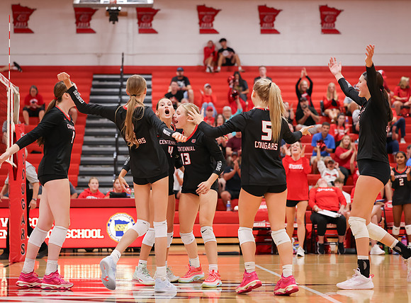 Centennial vs Osseo Girls Varsity Volleyball 163