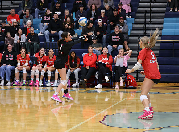 Centennial vs Blaine Girls Varsity Volleyball 230