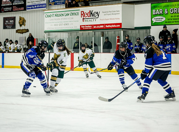 Chisago vs Rogers Varsity Hockey 205