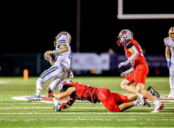 Centennial vs STMA Varsity Football 395
