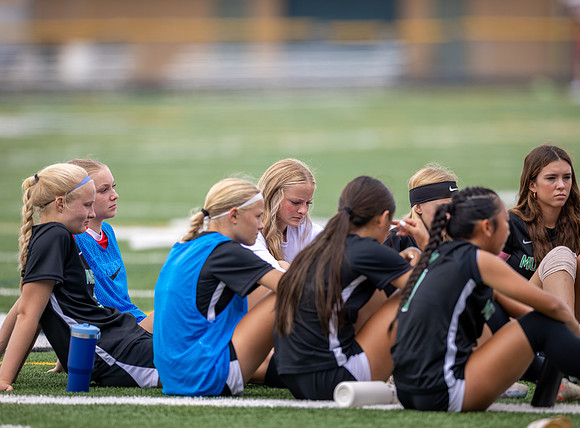 Mounds View vs Blaine Varsity Soccer 172