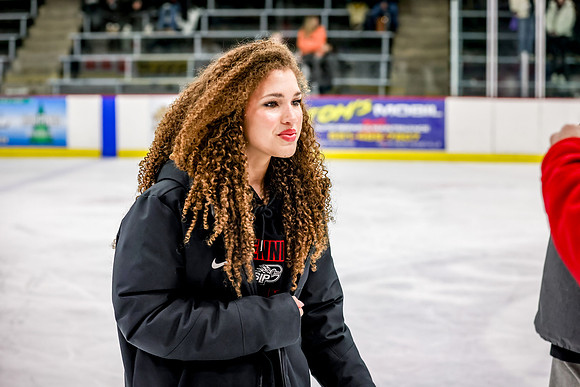 Centennial vs Maple Grove Varsity Hockey 325