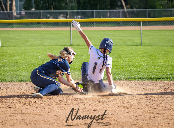 Mahtomedi vs Totino-Grace 352
