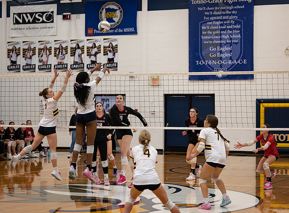 Centennial vs Totino-Grace Girls Varsity Volleyball 182