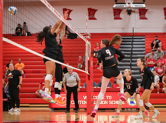 Centennial vs Osseo Girls Varsity Volleyball 195