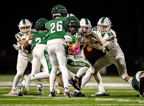 Mounds View vs Park Football 150