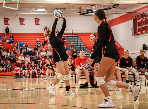 Centennial vs Mounds View Girls B Volleyball 85