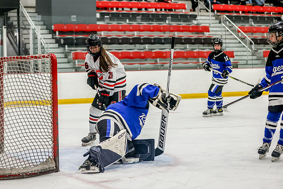 Centennial vs Roger JV Hockey 72