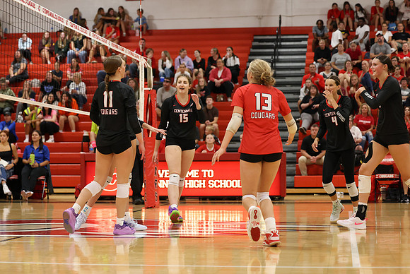 Centennial vs Cambridge-Isanti Girls Varsity Volleyball 167