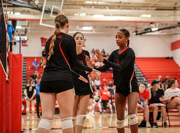 Centennial vs Mounds View Girls B Volleyball 58