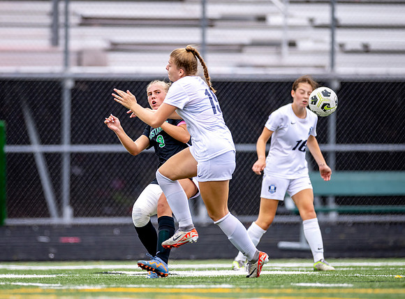 Mounds View vs Blaine Varsity Soccer 278