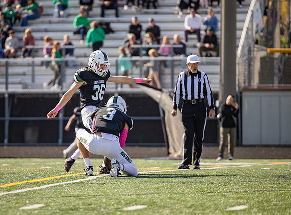 Mounds View vs STMA Varsity Football 97