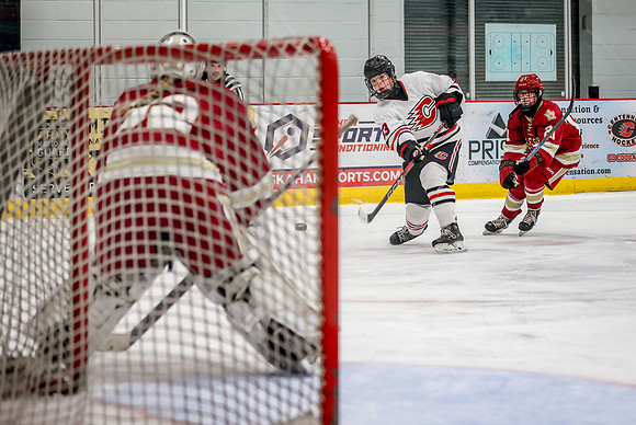 Centennial vs Maple Grove JV Hockey 140