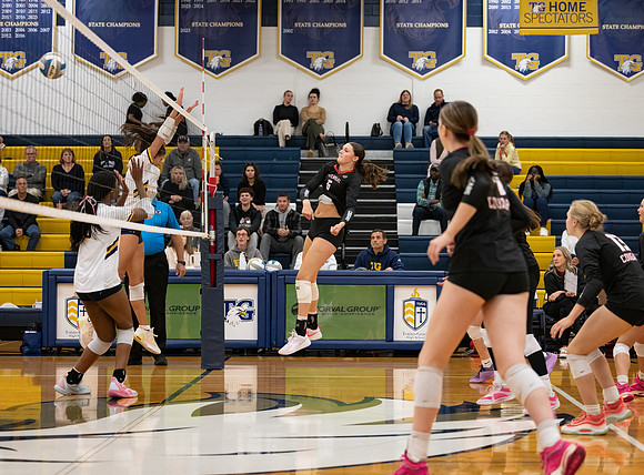 Centennial vs Totino-Grace Girls Varsity Volleyball 84