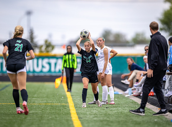 Mounds View vs Blaine Varsity Soccer 284