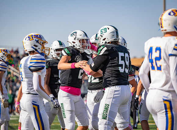 Mounds View vs STMA Varsity Football 159