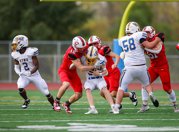 Centennial vs STMA JV Football 126