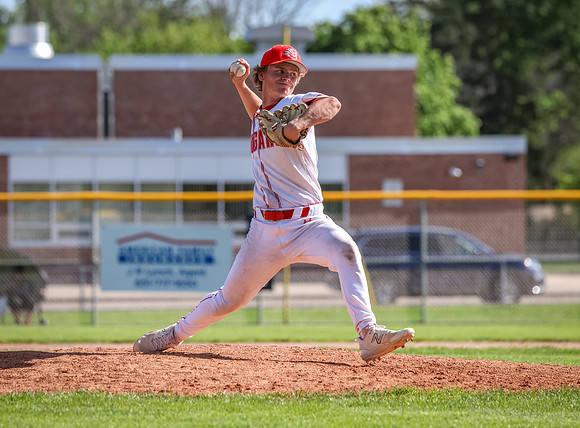 Centennial vs Moorhead Baseball 442