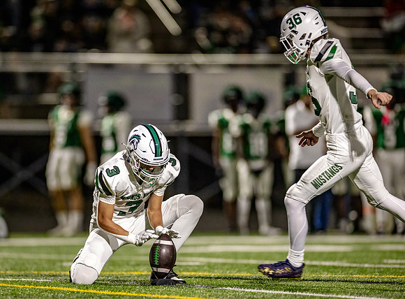 Mounds View vs Park Football 85