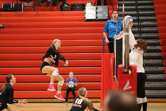 Centennial vs Coon Rapids Girls Varsity Volleyball 184