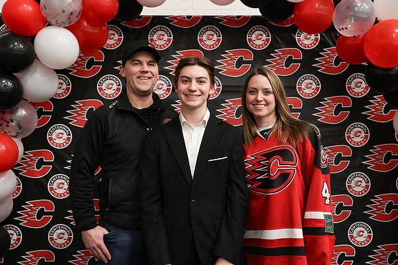 Centennial vs St Cloud Hockey 8
