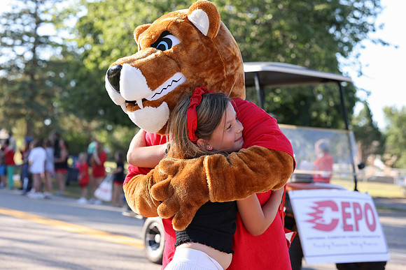 Centennial Homecoming Parade 129