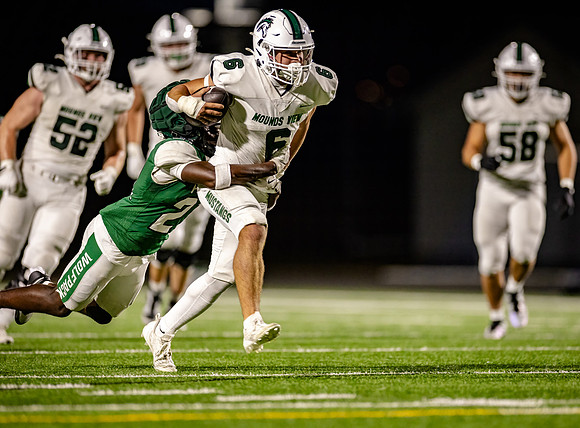 Mounds View vs Park Football 107