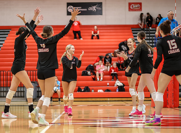 Centennial vs Coon Rapids Girls Varsity Volleyball 116