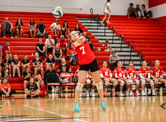50 Centennial vs Cambridge-Isanti Girls 9A Volleyball