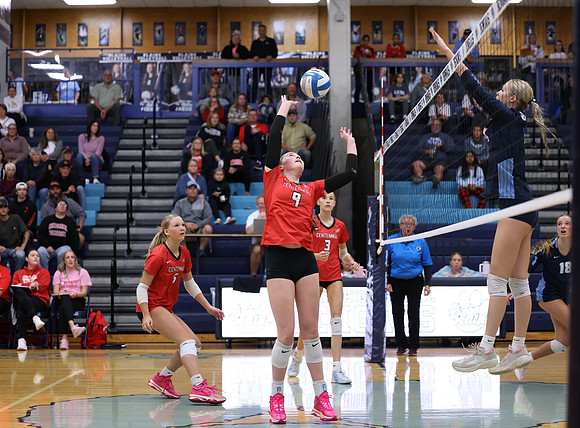 Centennial vs Blaine Girls Varsity Volleyball 58