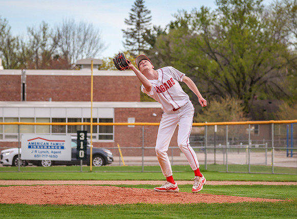 Centennial vs Saint Thomas Academy JV Baseball 400