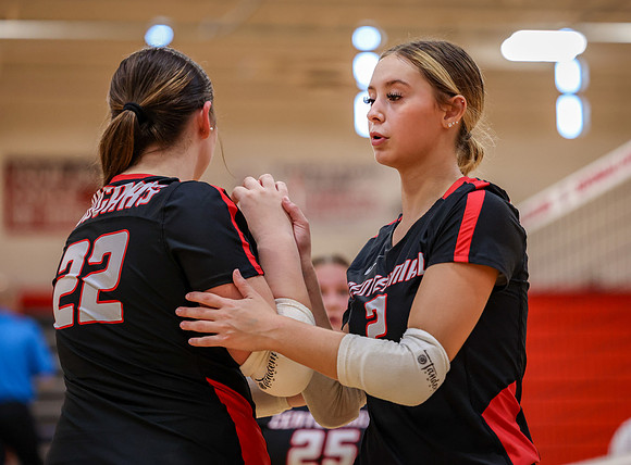 1662 Centennial vs Cambridge-Isanti Girls JV Volleyball