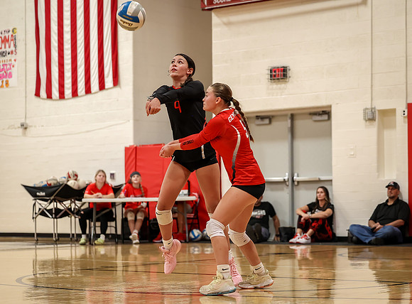 Centennial vs Mounds View Girls B Volleyball 99