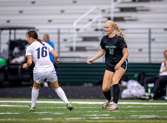 Mounds View vs Blaine Varsity Soccer 186