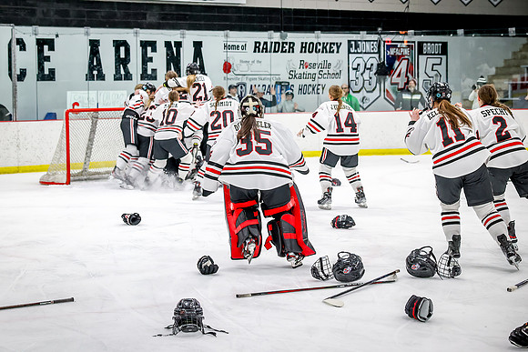 Centennial vs Maple Grove Varsity Hockey 252